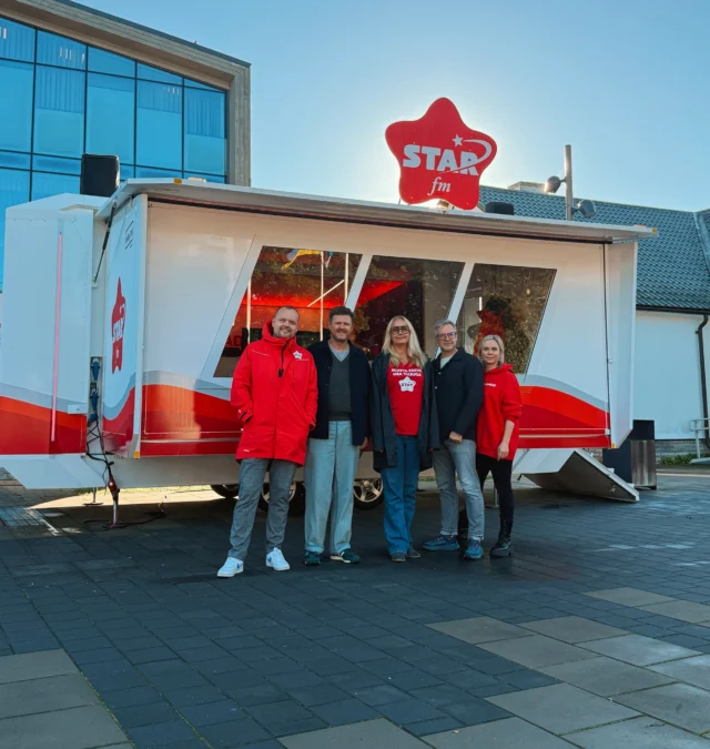 📍 ÜRITUSED HIIUMAAL 28. SEPTEMBER - 4. OKTOOBER 📍

Esmaspäev, 28. september

06:00–10:00 – Star FM hommikuprogramm otse-eetris Kärdla Keskväljakult
Kogu päev – Vananaistesuvi Hiiumaal

14:30 – Joogatund Kärdlas

18:00 – Sten Heinoja – klaver Kärdla Kultuurikeskuses

18:00 – Tasuta avatud jõusaalitreeningud Hiiumaal

18:30 – Shindo venitustund Kõrgessaare Vaba Aja Keskus, Tööstuse tee 25, Kõrgessaare
20:00 – Hiiumaa Kino: „Seatapp” Kärdla Kultuurikeskuses

Teisipäev, 29. september

06:00–10:00 – Star FM hommikuprogramm otse-eetris Kärdla Keskväljakult
Kogu päev – Vananaistesuvi Hiiumaal

14:00 – Südamepäev Kärdla kultuurimajas

18:00 – Ujumisvõistluse karikasari AASTA UJUJA 2026/2027 Käina spordikeskuses

Kolmapäev, 30. september

06:00–10:00 – Star FM hommikuprogramm otse-eetris Kärdla Keskväljakult
Kogu päev – Vananaistesuvi Hiiumaal

12:00 – Hiiumaa Kino: „Seatapp” Kärdla Kultuurikeskuses

17:00 – Hiiumaa Kino: „Loomade farm” Kärdla Kultuurikeskuses

18:30 – Discgolfi nädalamäng Käinas

Neljapäev, 1. oktoober

06:00–10:00 – Star FM hommikuprogramm otse-eetris Kärdla Keskväljakult
Kogu päev – Vananaistesuvi Hiiumaal

11:00 – Tähistame Herman Sergo 115. sünniaastapäeva Emmaste Raamatukogus

13:00 – Muusikapäev Hiiumaal: VHK keelpilliorkester, dirigent Rasmus Puur Käina Kultuurikeskuses

18:30 – Ladinarütmides tants Kõrgessaare Vaba Aja Keskuses

Reede, 2. oktoober

Kogu päev – Vananaistesuvi Hiiumaal

18:00 – Hiiumaa OKTOOBERFEST 2026 Villaladu, Kärdla sadam

Laupäev, 3. oktoober

Kogu päev – Vananaistesuvi Hiiumaal
10:00 – Kuri väike sügislaat

10:00 – Viscosa Loomemajanduskonverents x „Ressursinappus kui õnnistus?!”
Viscosa Kultuuritehas

10:30 – Akrojooga peredele Hiiumaa Spordikeskuses

12:00 – Lastejooga lõbus liikumistund Kassari rahvamajas

Pühapäev, 4. oktoober

Kogu päev – Vananaistesuvi Hiiumaal
08:00 – Kundalini jooga avatud tund Kärdla Nukuteatris
10:30 –  Kundalini jooga avatud tund Kärdla Nukuteatris
12:00 – Eakate päeva ja Hiiumaa pensionäride ühenduse 35. sünnipäeva tähistamine
Kärdla Kultuurikeskuses

#visithiiumaa #hingelthiid

Foto: Star FM